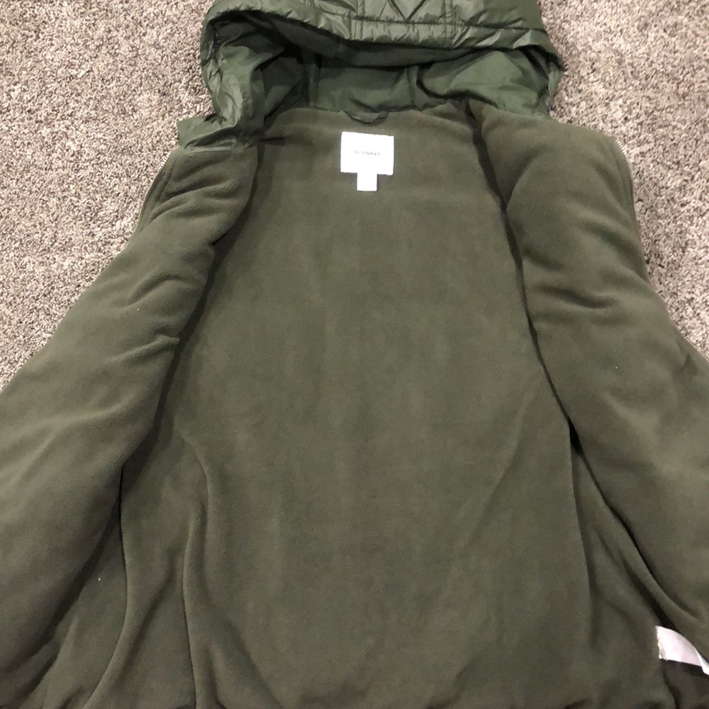 Old Navy Women’s Olive Green Hoodie Puffer Vest Size Large - Picture 5 of 6